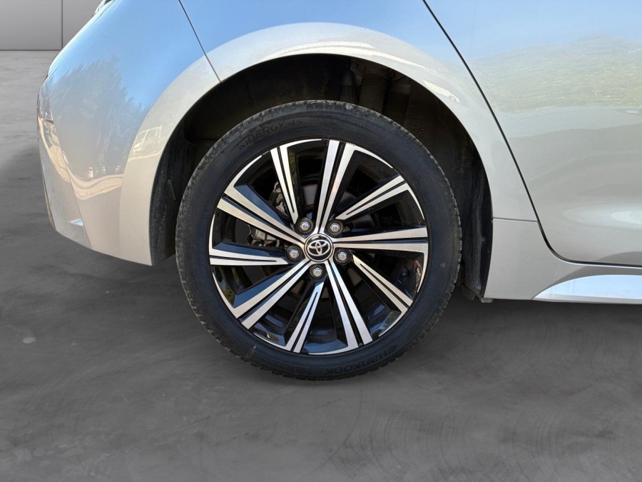 TOYOTA d'occasion COROLLA 1.8 122H ACTIVE AUTO de 2021 Nice (06)﻿