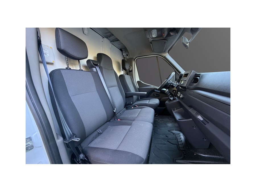 RENAULT d'occasion MASTER CA F3500 L2H2 DCI 180 CONFORT de 2020