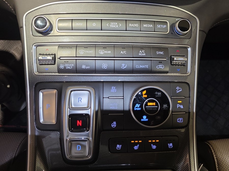 HYUNDAI d'occasion SANTA FE 1.6 TGDI PLUG IN 265CH HTRAC EXECUTIVE de
