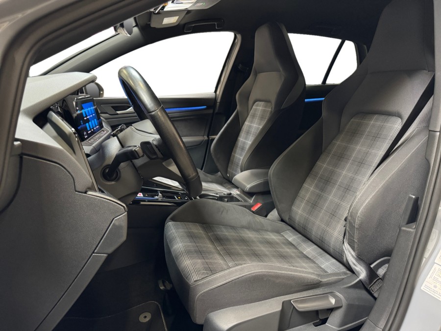 VOLKSWAGEN d'occasion GOLF VIII 2 TDI 200 GTD DSG AUTO de 2023