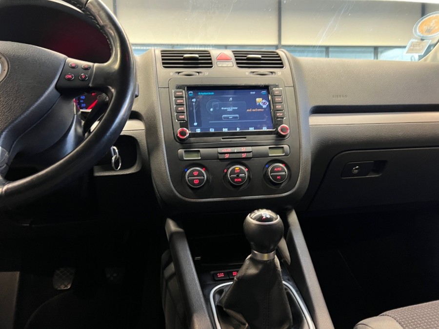 VOLKSWAGEN d'occasion GOLF V 1.9 TDI 105 SW TRENDLINE de 2009