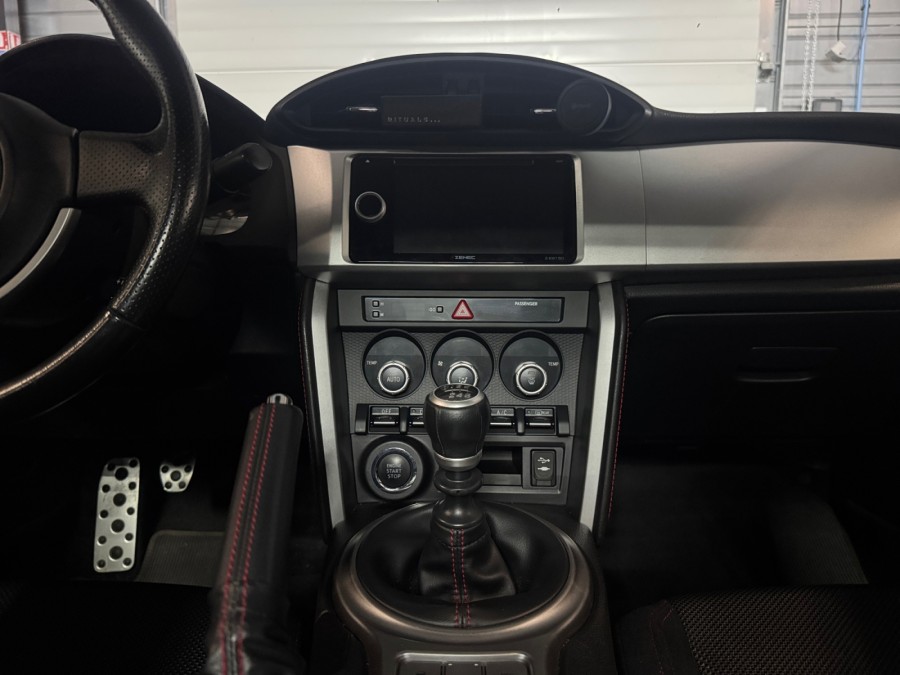 SUBARU d'occasion BRZ 2.0I 200 LUXURY de 2014 Pau (64)﻿