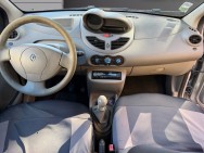 RENAULT d'occasion TWINGO 1.2 16v 75ch Initiale de 2007 Cannes (06)﻿