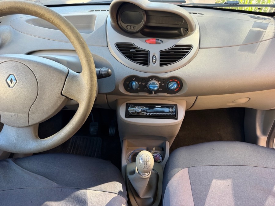 RENAULT d'occasion TWINGO 1.2 16v 75ch Initiale de 2007 Cannes (06)﻿
