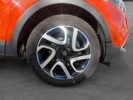 RENAULT d'occasion CAPTUR 1.2 TCE 120 ZEN EDC AUTO de 2015 Montreuil
