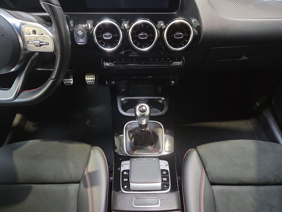 MERCEDES d'occasion CLASSE B III B180 1.3 136 AMG LINE EDITION de