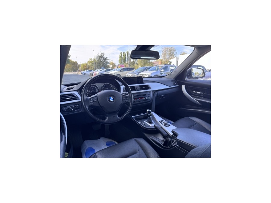 BMW d'occasion SERIE 3 320dA 184ch Business de 2013 Villebon Sur