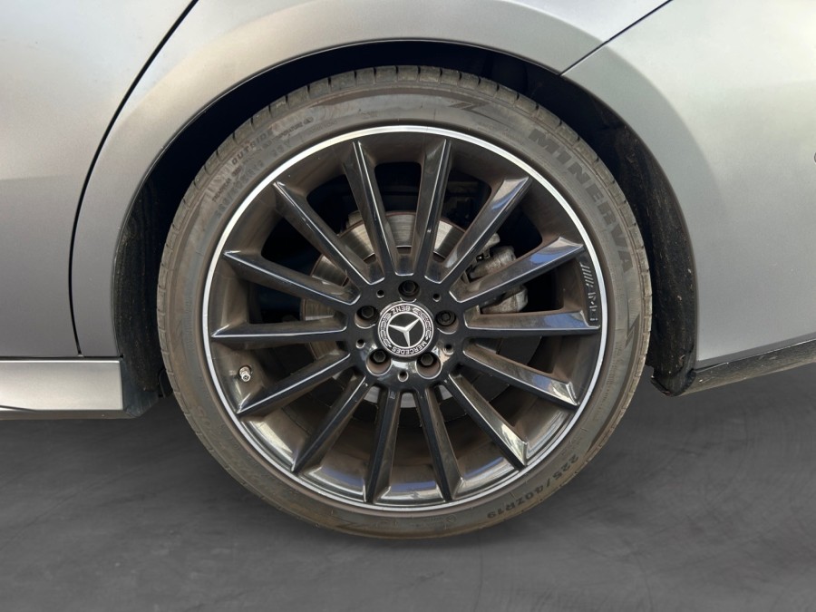 MERCEDES d'occasion CLA SHOOTING BRAKE 200 D PROGRESSIVE LINE AUTO de