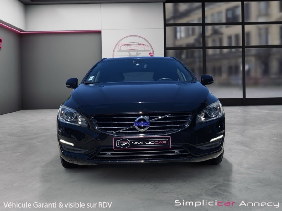 VOLVO d'occasion V60 D3 150 SUMMUM GEARTRONIC AUTO de 2016 Annecy