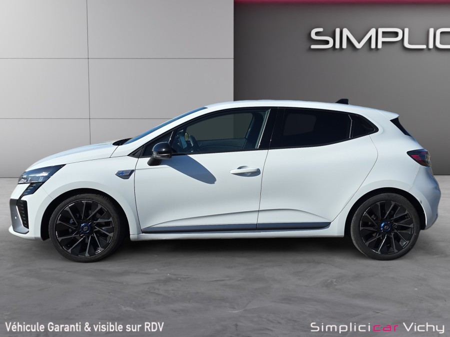 RENAULT d'occasion CLIO 1.6 E-TECH 145 ESPRIT ALPINE de 2024 Vichy