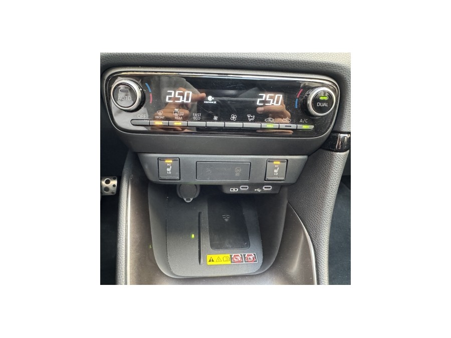 TOYOTA d'occasion YARIS IV 1.5 HYBRIDE 116H GR SPORT de 2026 Paris 15