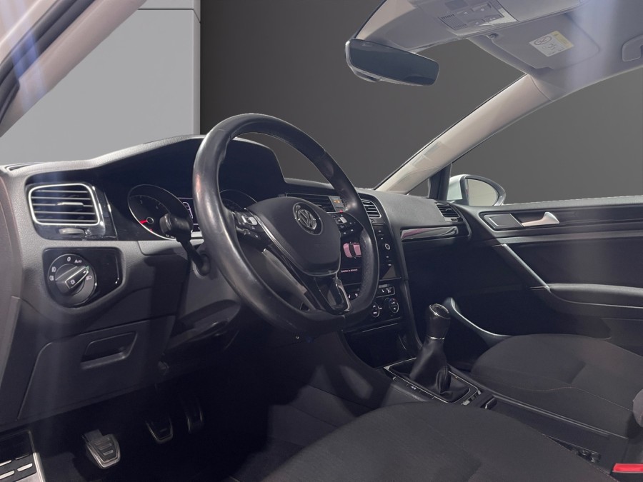 VOLKSWAGEN d'occasion GOLF 1.6 TDI 115 Version Sound de 2018 Meximeux