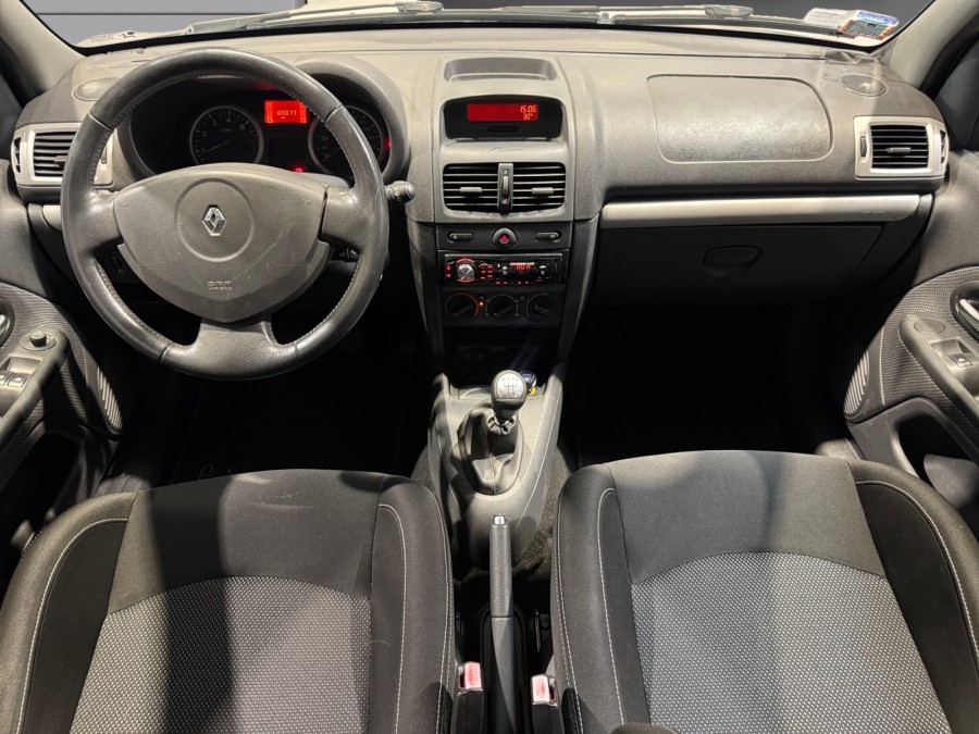 RENAULT d'occasion CLIO II 1.2 CAMPUS.COM de 2010 Narbonne (11)﻿