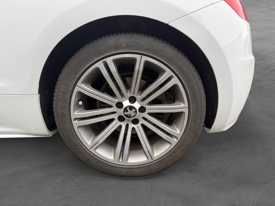 PEUGEOT d'occasion RCZ 1.6 THP 156 de 2011 Les Sables d'Olonne (85)﻿