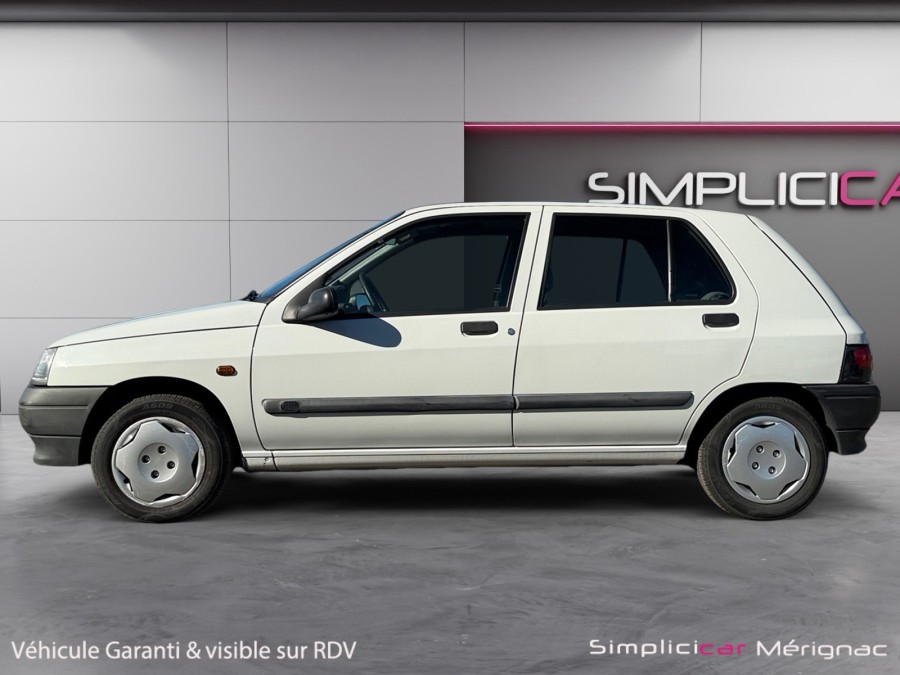 RENAULT d'occasion CLIO 1.4 AUTO de 1996 Mérignac (33)﻿