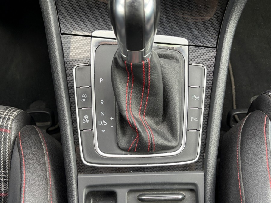 VOLKSWAGEN d'occasion GOLF VII 2 TSI 230 GTI PERFORMANCE DSG AUTO de