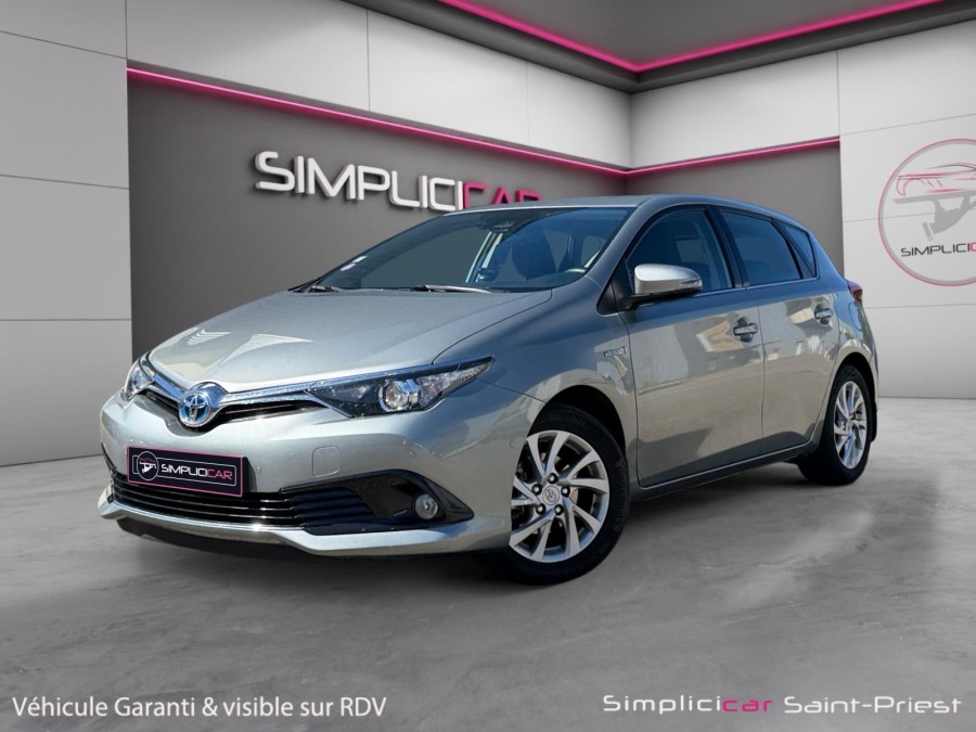 TOYOTA d'occasion AURIS HSD 136h Design de 2019 Lyon St Priest (69)﻿