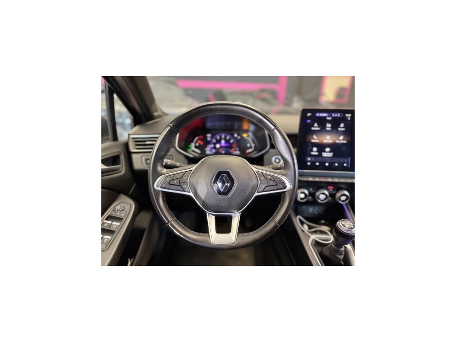 RENAULT d'occasion CLIO V 1 TCE 100 INTENS de 2019 Annecy (74)﻿