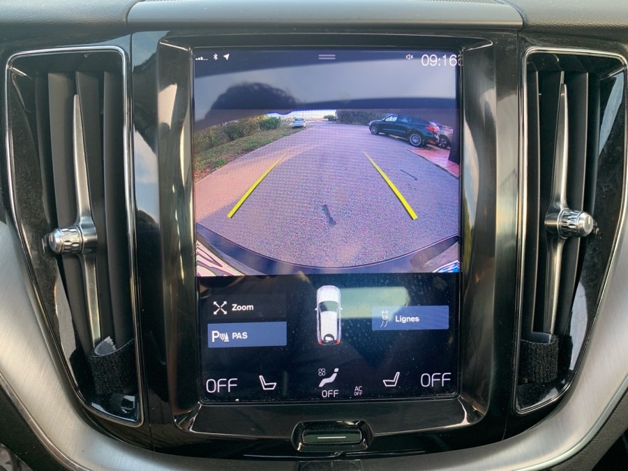 VOLVO d'occasion XC60 D4 190 AWD GEARTRONIC MOMENTUM de 2018