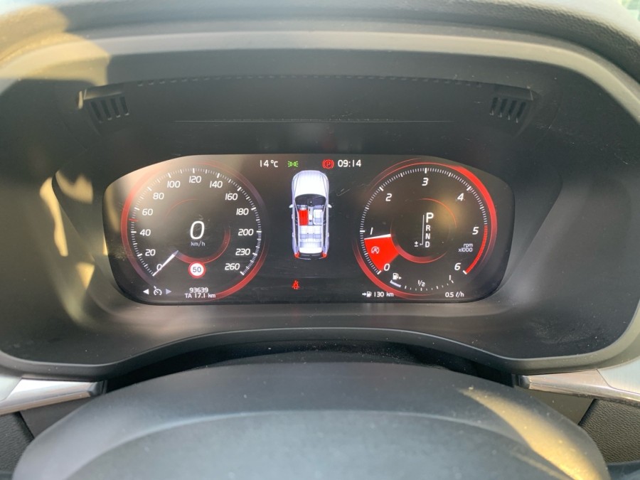 VOLVO d'occasion XC60 D4 190 AWD GEARTRONIC MOMENTUM de 2018