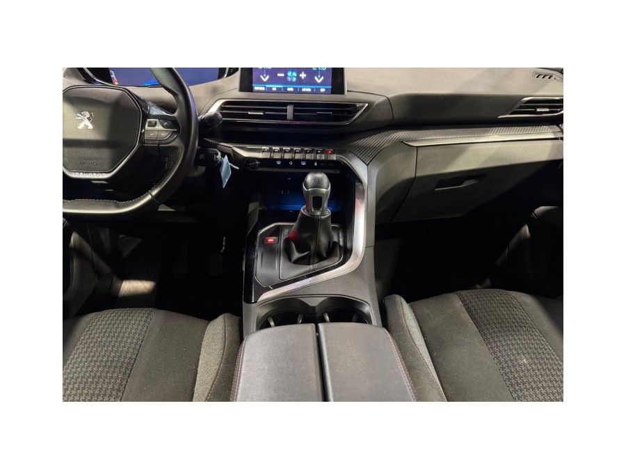 PEUGEOT d'occasion 5008 1.2 PURE TECH 130  STYLE de 2019 Montpellier