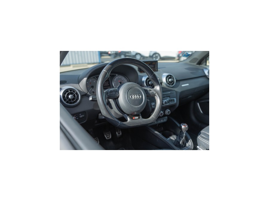 AUDI d'occasion A1 2.0 TFSI 231ch quattro de 2015 Troyes (10)﻿
