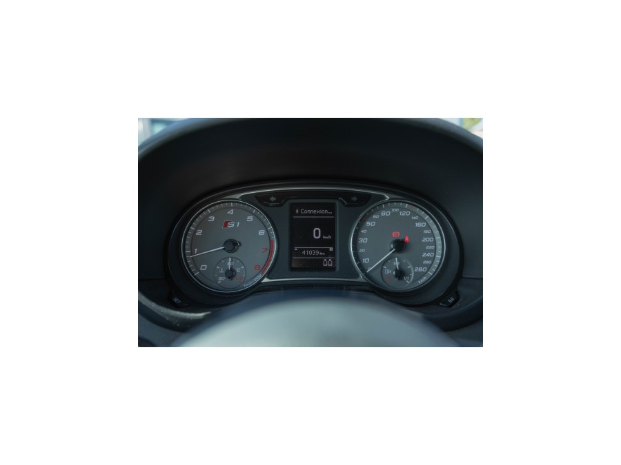 AUDI d'occasion A1 2.0 TFSI 231ch quattro de 2015 Troyes (10)﻿