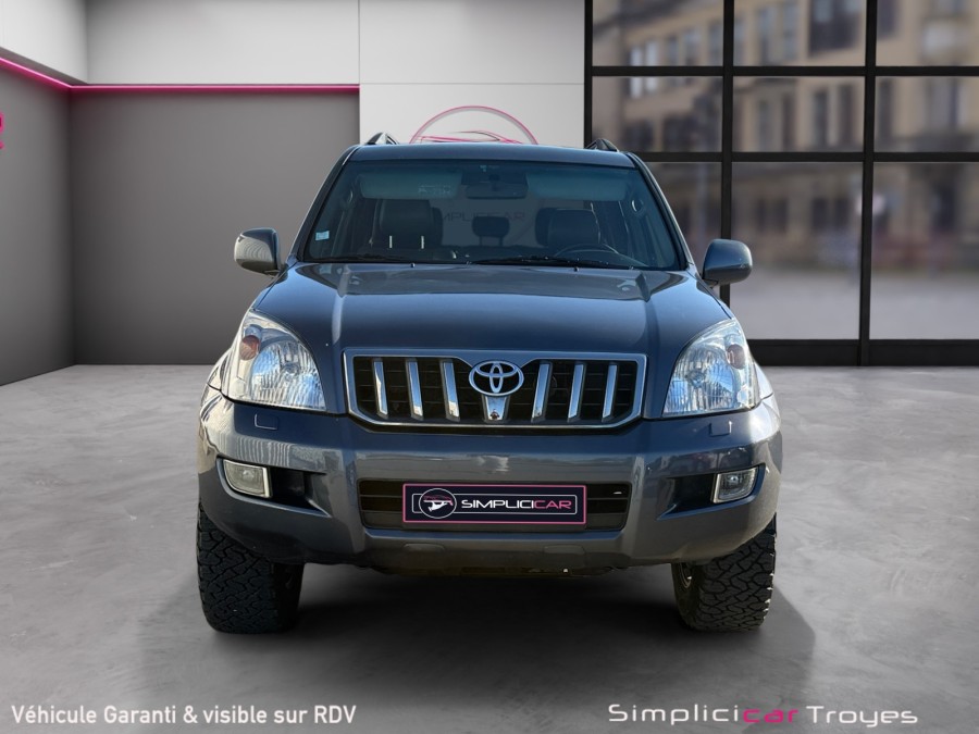 TOYOTA d'occasion LANDCRUISER 3 173 D4D VX AUTO de 2007 Troyes (10)﻿