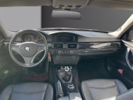 BMW d'occasion 318 2 D TOURING EDITION de 2011 La Flèche (72)﻿