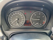 BMW d'occasion 318 2 D TOURING EDITION de 2011 La Flèche (72)﻿