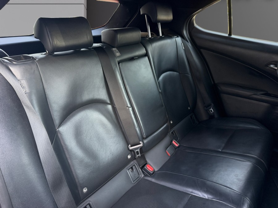 LEXUS d'occasion UX 250h Luxe 2WD de 2021 Méry Sur Oise (95)﻿