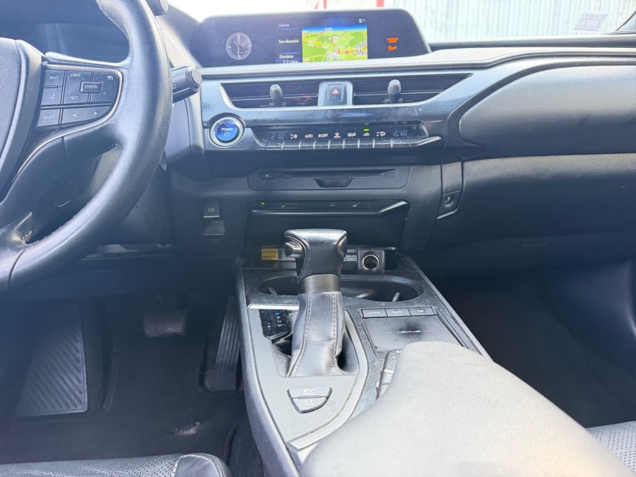 LEXUS d'occasion UX 250h Luxe 2WD de 2021 Méry Sur Oise (95)﻿