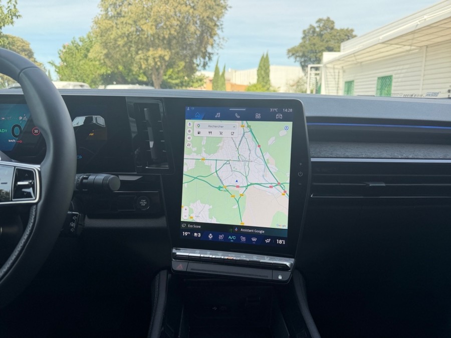 RENAULT d'occasion RAFALE 1.2 E-Tech full hybrid 200ch Techno de 2025