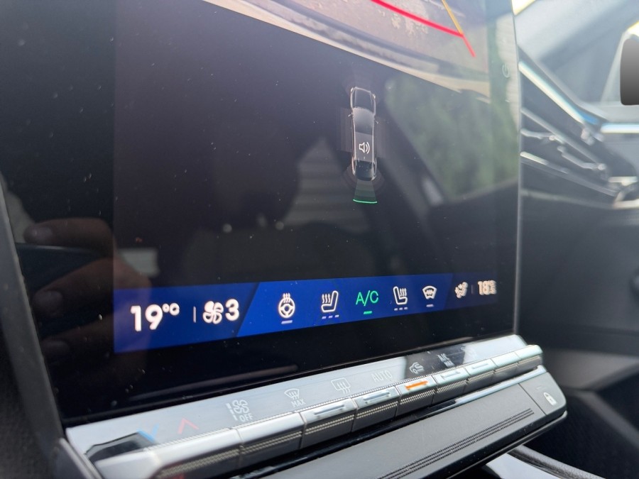 RENAULT d'occasion RAFALE 1.2 E-Tech full hybrid 200ch Techno de 2025