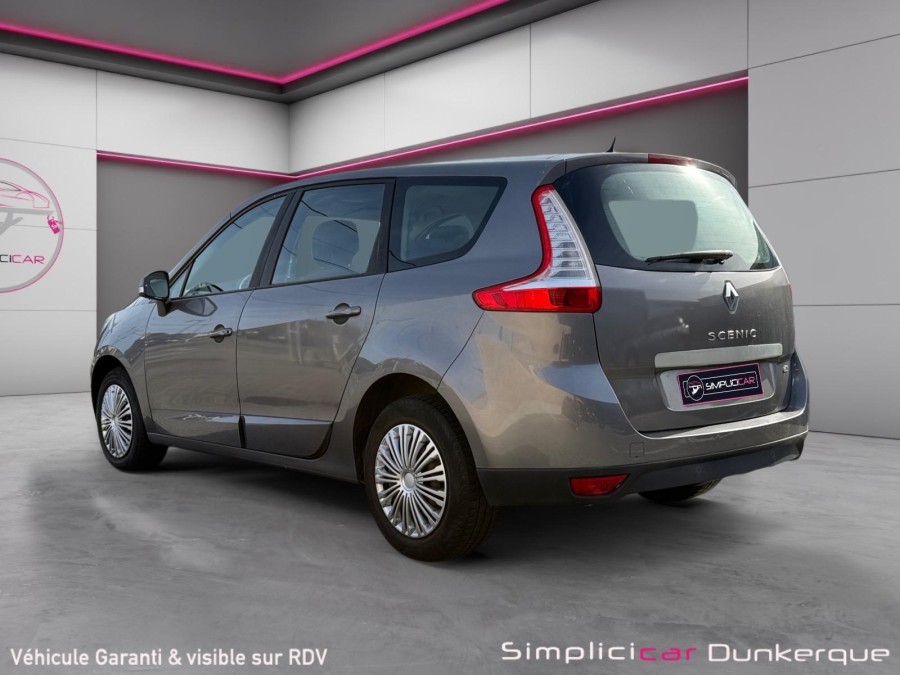 RENAULT d'occasion MEGANE GRAND SCENIC III 1.5 DCI 110 ENERGY de 2014