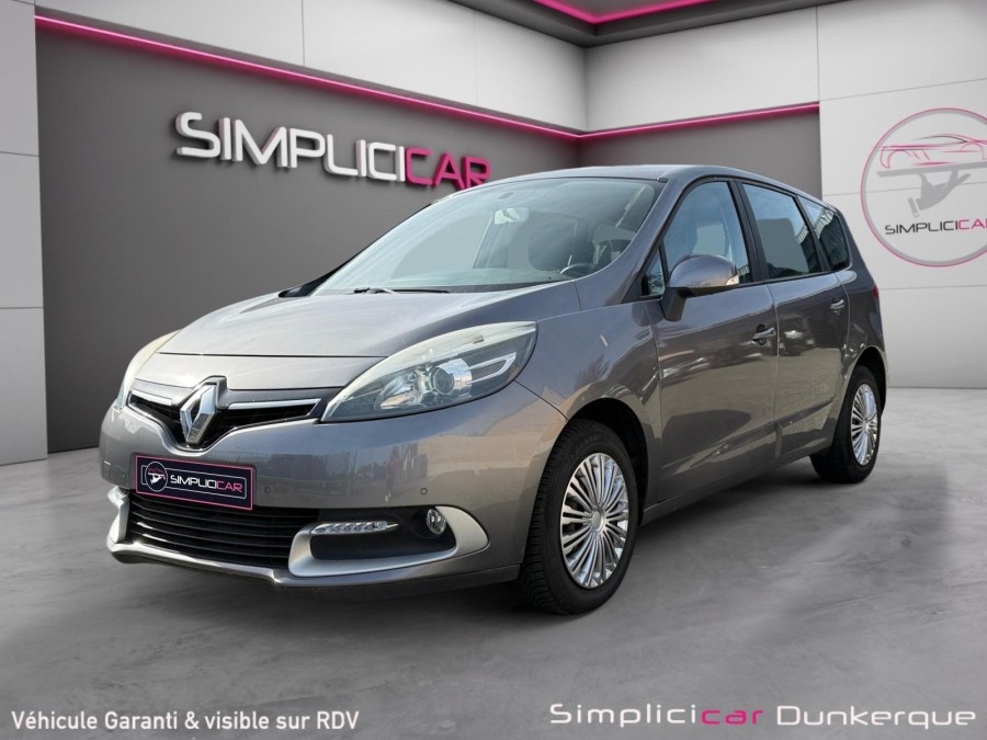 RENAULT d'occasion MEGANE GRAND SCENIC III 1.5 DCI 110 ENERGY de 2014