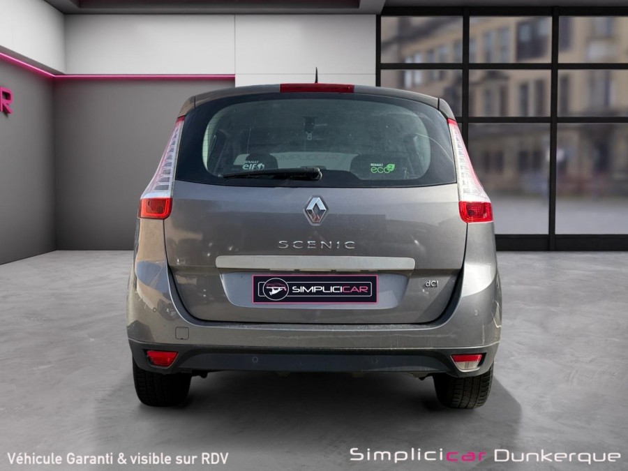 RENAULT d'occasion MEGANE GRAND SCENIC III 1.5 DCI 110 ENERGY de 2014