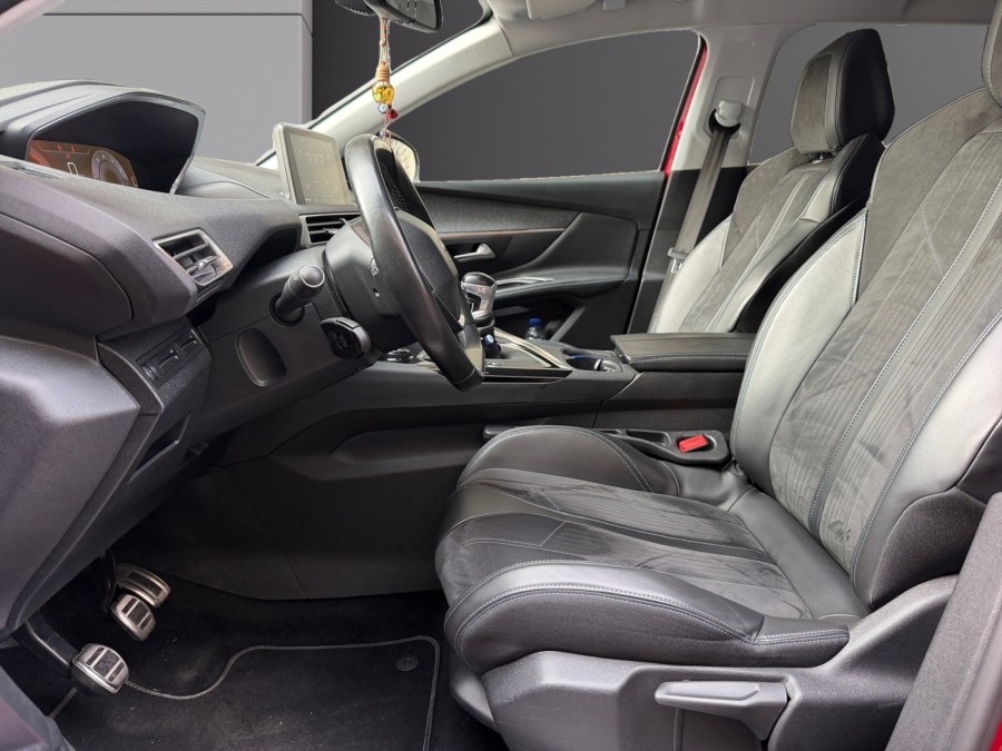 PEUGEOT d'occasion 3008 1.2 PURE TECH 130 CROSSWAY de 2018 Cannes