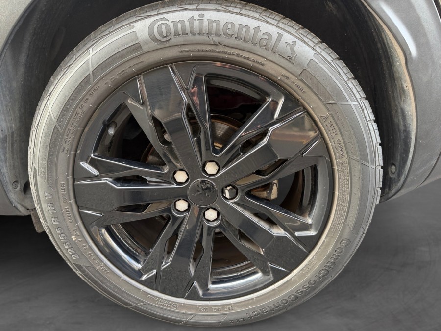 PEUGEOT d'occasion 3008 1.2 PURE TECH 130 CROSSWAY de 2018 Cannes