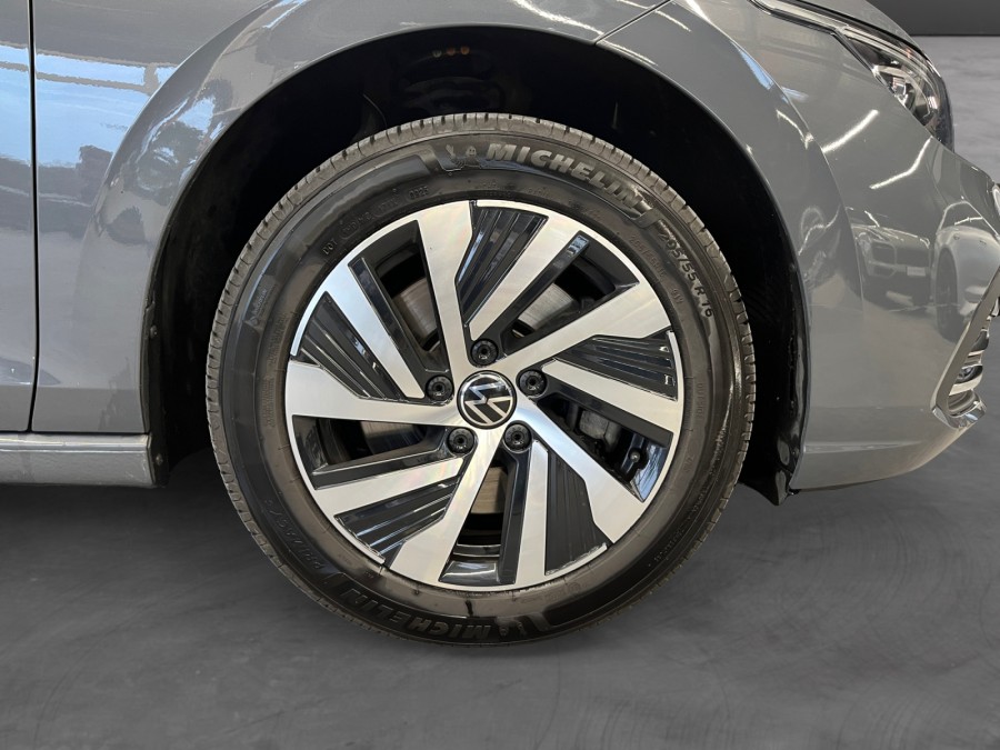 VOLKSWAGEN d'occasion GOLF 1.4 E-HYBRID OPF 204 STYLE DSG de 2021 Pau