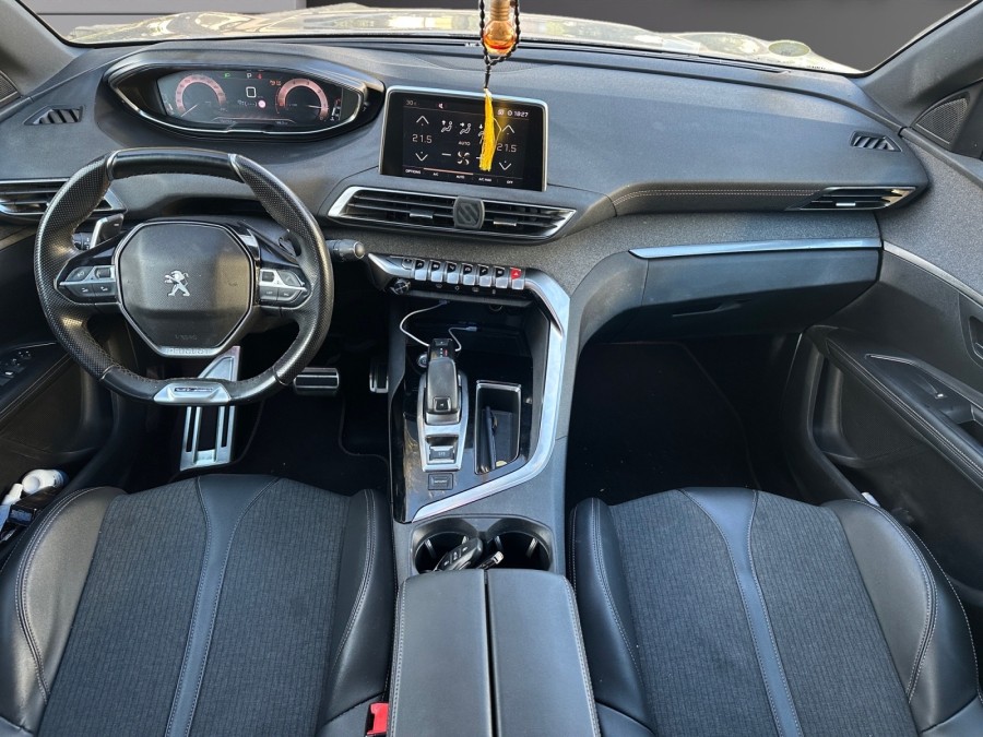 PEUGEOT d'occasion 5008 II 1.5 BLUE HDI 130 GT LINE de 2019 Salon de