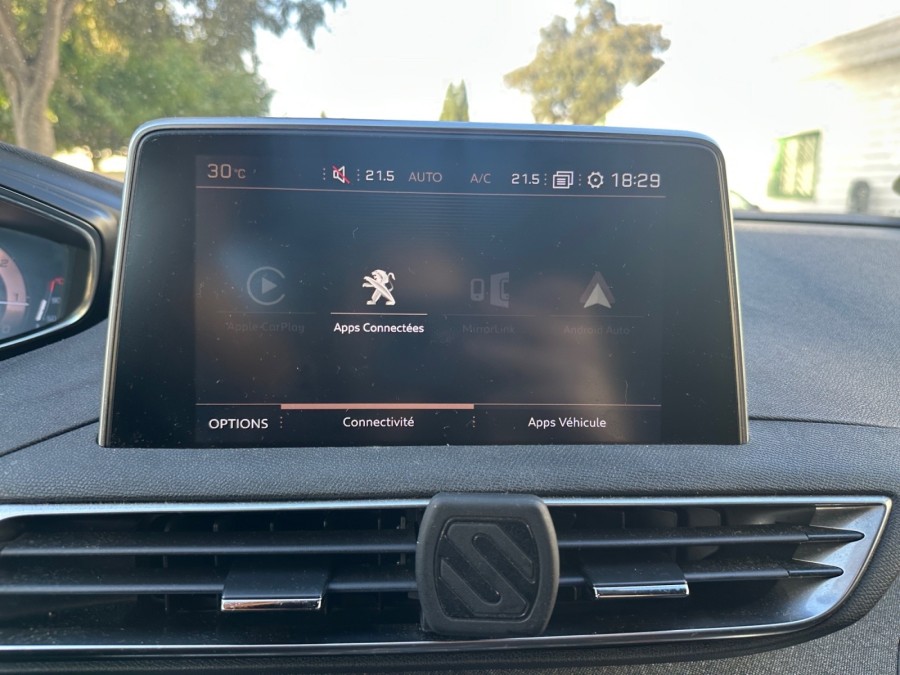 PEUGEOT d'occasion 5008 II 1.5 BLUE HDI 130 GT LINE de 2019 Salon de