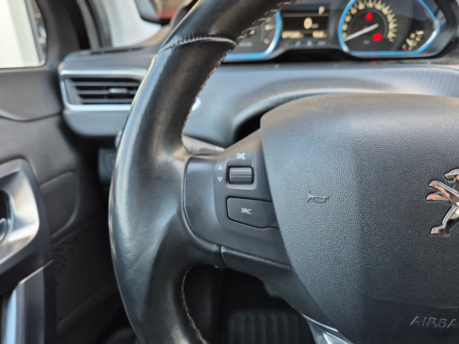 PEUGEOT d'occasion 2008 1.2 PURETECH 110 ALLURE EAT6 AUTO de 2019