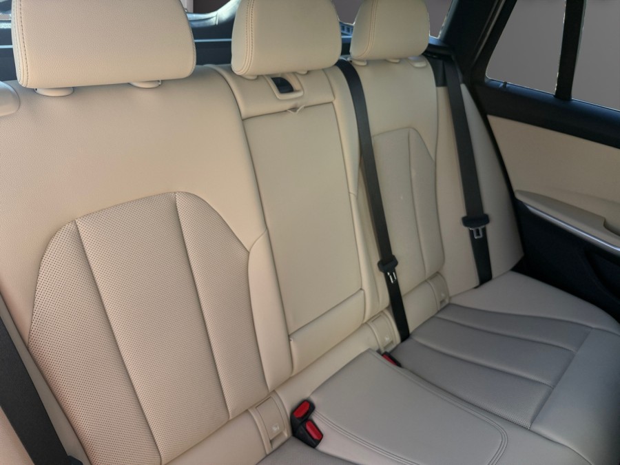 BMW d'occasion SERIE 3 TOURING 330E BA Pack M SPORT de 2024 Orleans