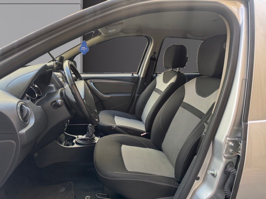 DACIA d'occasion DUSTER 1.2 TCE 125 4X2 PRESTIGE de 2016 Paris 15
