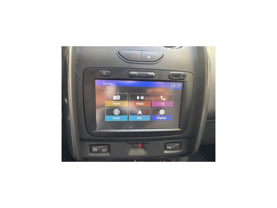 DACIA d'occasion DUSTER 1.2 TCE 125 4X2 PRESTIGE de 2016 Paris 15