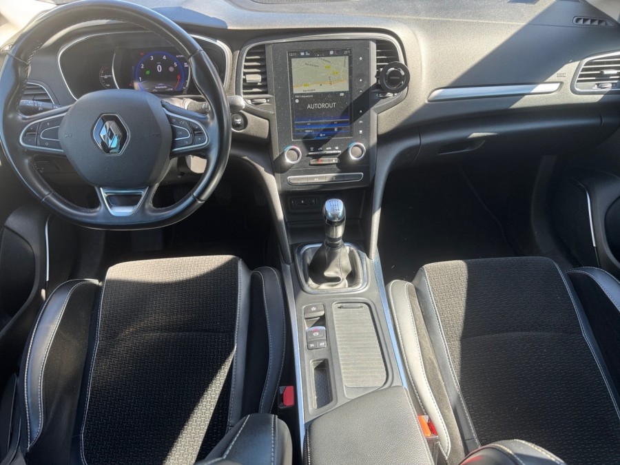 RENAULT d'occasion MEGANE 1.3 TCe 140ch FAP Intens de 2018 Lyon Nord