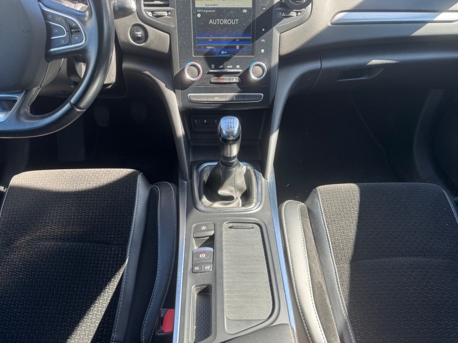 RENAULT d'occasion MEGANE 1.3 TCe 140ch FAP Intens de 2018 Lyon Nord