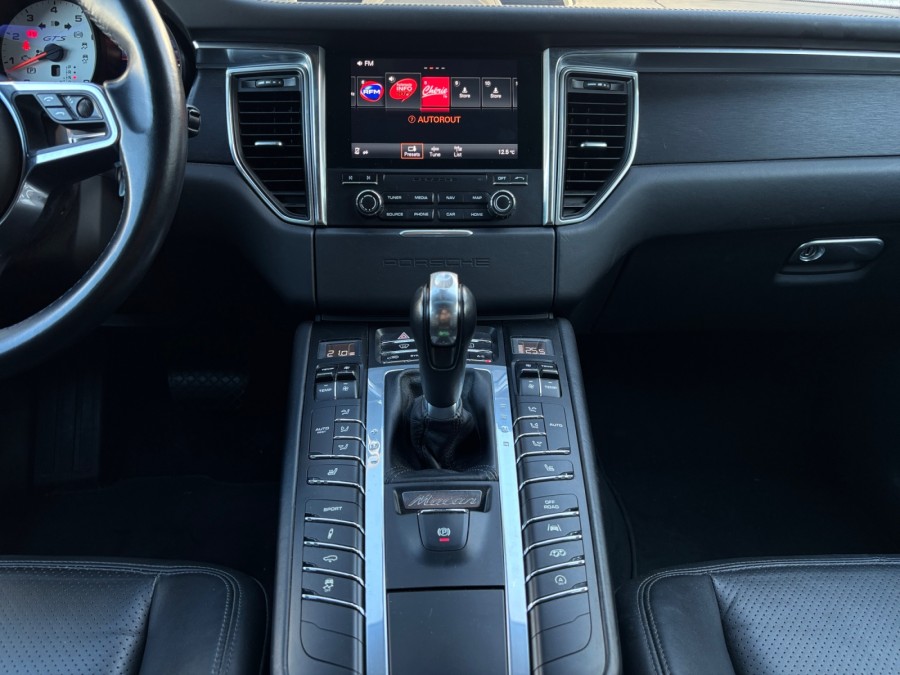 PORSCHE d'occasion MACAN 3.0 V6 360 GTS PDK AUTO de 2017 Valence (26)﻿