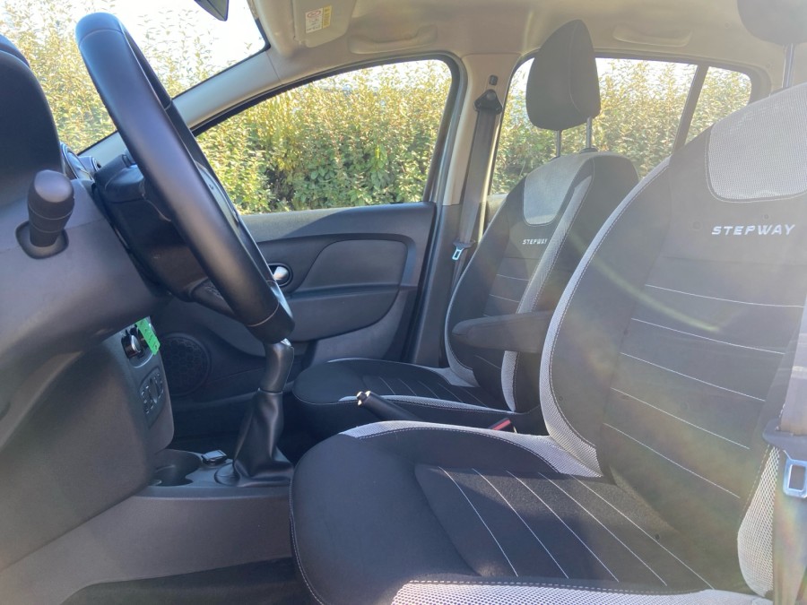 DACIA d'occasion SANDERO STEPWAY STEPWAY 0.9 TCE 90 de 2019 Brest